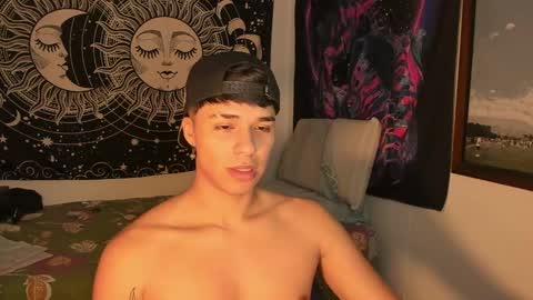 Victorino Jhonson online show from December 2024 08:15:02 PM