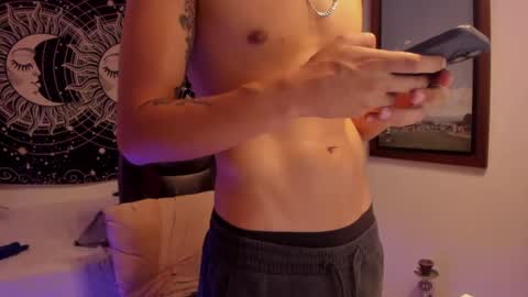 Victorino Jhonson online show from July 2026 03:03:02 PM