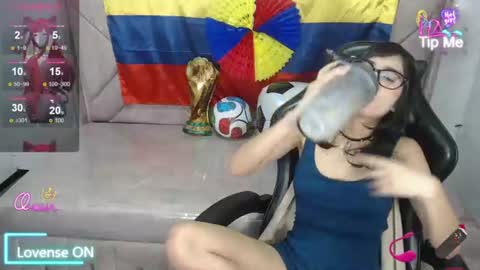 Live 1000pm 600am COLOMBIAN HOUR online show from June 2026 08:36:02 AM