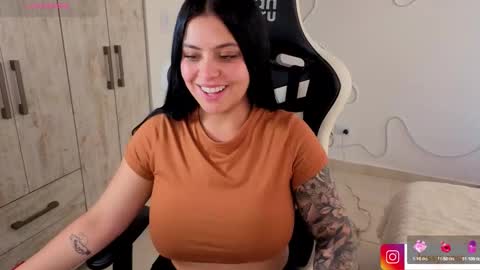 V  I C  T O R I A  online show from March 2026 09:10:01 PM