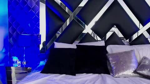 victtoria lee online show from February 2025 09:01:02 PM