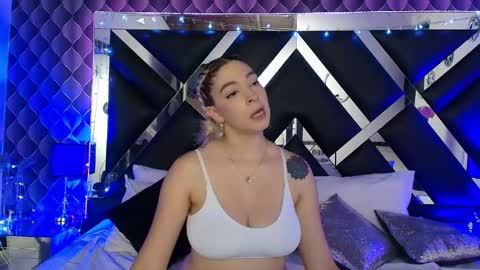 victtoria lee online show from April 2026 10:58:01 PM
