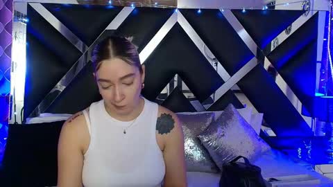 victtoria lee online show from May 2026 07:11:01 PM