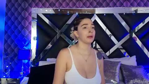 victtoria lee online show from June 2026 07:04:02 PM