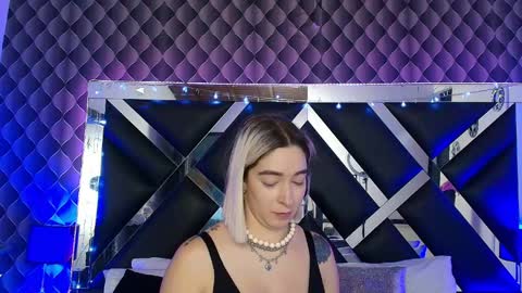 victtoria lee online show from June 2026 07:29:01 PM