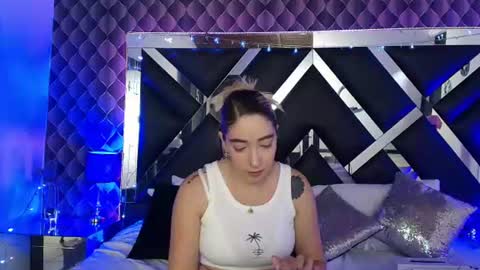 victtoria lee online show from June 2026 07:22:02 PM