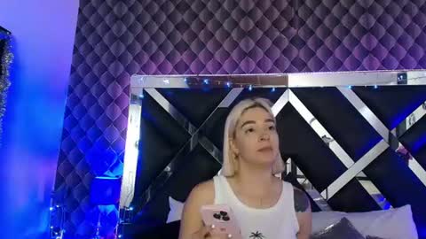 victtoria lee online show from July 2026 07:21:01 PM