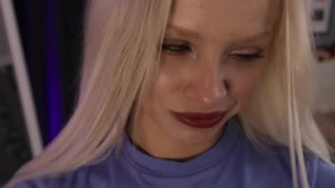 Eva online show from May 2026 03:31:01 PM