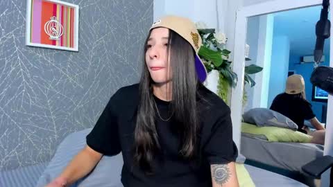 viictoriiasaenz online show from April 2026 05:58:01 AM