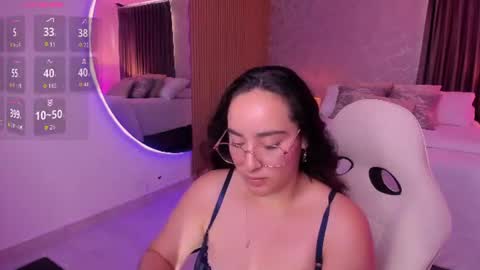 viiolet_rosee online show from July 2026 07:04:01 PM