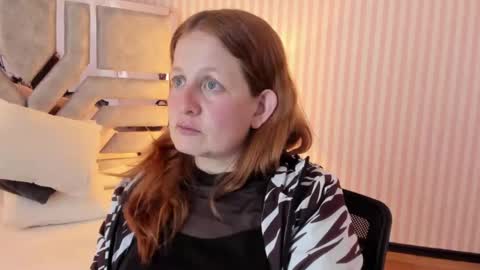 Snapshot of viioletamora chatting on December 2024 01:39:01 AM Violeta online show from December 2024 01:39:01 AM