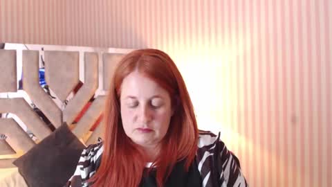 Snapshot of viioletamora chatting on December 2024 03:34:01 AM Violeta online show from December 2024 03:34:01 AM