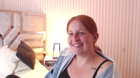 Snapshot of viioletamora chatting on January 2025 10:30:02 PM Violeta online show from January 2025 10:30:02 PM