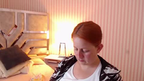 Snapshot of viioletamora chatting on January 2025 12:30:01 AM Violeta online show from January 2025 12:30:01 AM