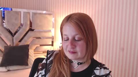 Snapshot of viioletamora chatting on January 2025 11:27:01 PM Violeta online show from January 2025 11:27:01 PM