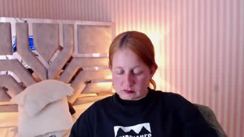 Snapshot of viioletamora chatting on January 2025 10:11:02 PM Violeta online show from January 2025 10:11:02 PM