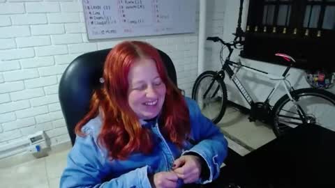 Snapshot of viioletamora chatting on March 2025 05:02:01 AM Violeta online show from March 2025 05:02:01 AM