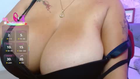 viioleta online show from October 2025 12:41:02 PM