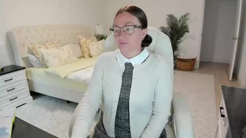 Ukrainian-woman online show from May 2026 11:28:02 AM