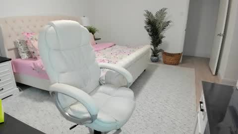 Ukrainian-woman online show from July 2026 11:26:01 AM