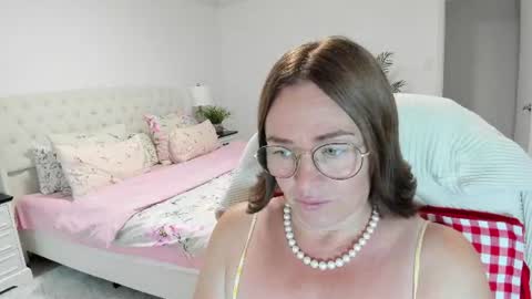 Ukrainian-woman online show from July 2026 12:48:02 PM