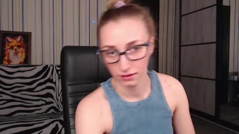 Snapshot of vikaericka chatting on March 2025 08:31:02 PM Vika online show from March 2025 08:31:02 PM