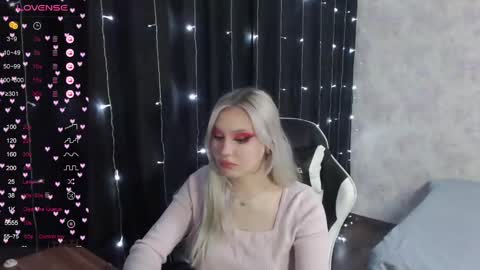 Snapshot of vikapowers chatting on January 2025 06:19:01 PM vikapowers online show from January 2025 06:19:01 PM