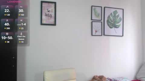 Viki Mom  online show from January 2025 04:46:01 PM