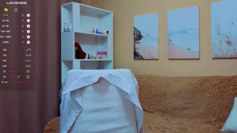 Snapshot of vikiberry chatting on October 2025 04:13:01 AM vikiberry online show from October 2025 04:13:01 AM