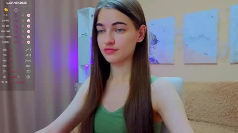 Snapshot of vikiberry chatting on November 2025 10:03:01 AM vikiberry online show from November 2025 10:03:01 AM