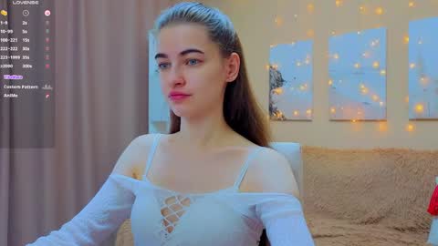 vikiberry online show from April 2026 04:10:02 AM