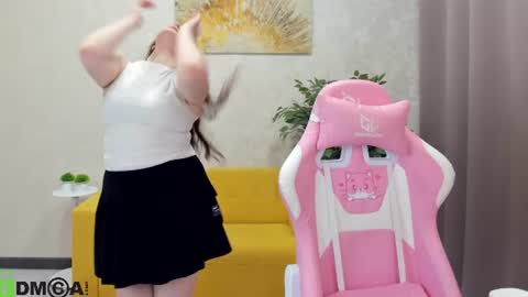 VikiJinx online show from July 2026 12:11:01 PM