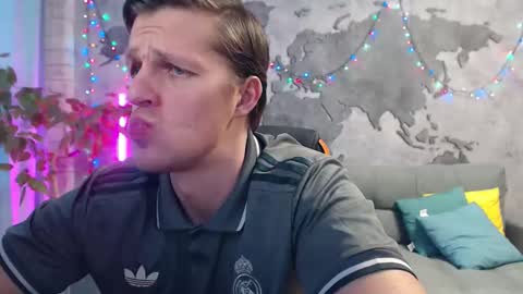 vikingchrisss online show from January 2026 11:04:02 AM