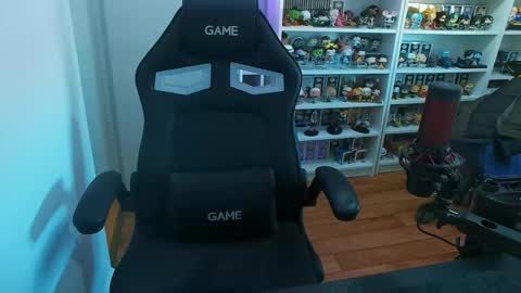 Snapshot of vikingcock__ chatting on February 2026 04:47:01 PM vikingc0ck online show from February 2026 04:47:01 PM