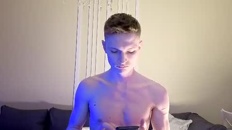 Snapshot of viksons chatting on June 2026 07:34:02 PM Max online show from June 2026 07:34:02 PM