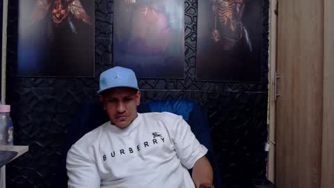 Viktor Herrera online show from March 2026 03:44:01 AM