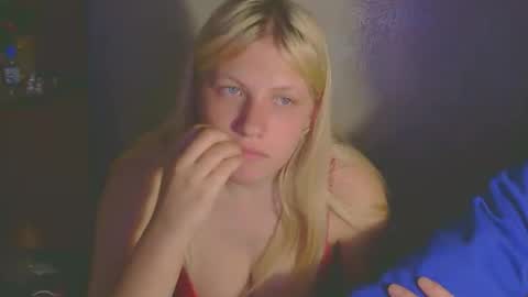 viktoria20502 online show from October 2025 09:28:01 AM