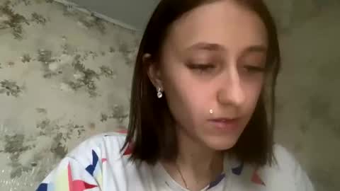 Snapshot of viktoria9898 chatting on November 2025 12:05:02 PM Sweett online show from November 2025 12:05:02 PM