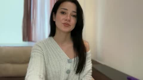 viktoriia9604 online show from April 2026 04:45:02 PM