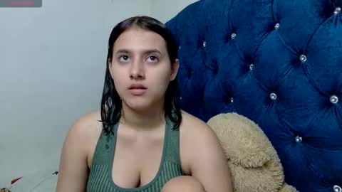 vikysexy28 online show from March 2026 12:05:01 AM