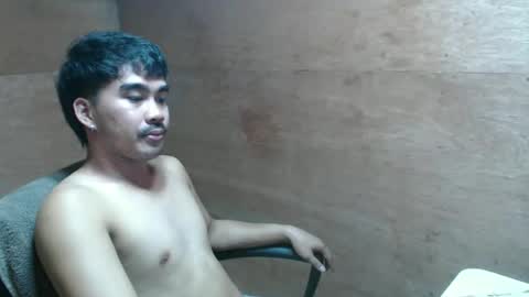 Snapshot of vin_17 chatting on April 2026 05:40:02 AM Call me Marvin online show from April 2026 05:40:02 AM