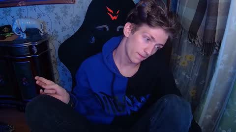 Snapshot of vince__dice chatting on December 2024 07:38:02 PM Dimoooooon online show from December 2024 07:38:02 PM