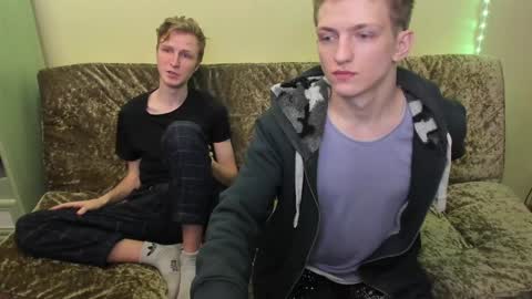 Snapshot of vince__dice chatting on December 2024 01:28:02 PM Dimoooooon online show from December 2024 01:28:02 PM