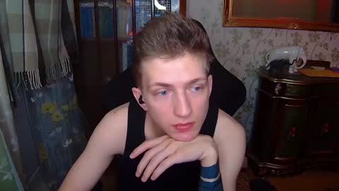 Snapshot of vince__dice chatting on January 2025 09:39:02 PM Dimoooooon online show from January 2025 09:39:02 PM