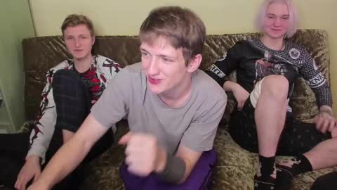 Snapshot of vince__dice chatting on February 2025 09:49:01 AM Dimoooooon online show from February 2025 09:49:01 AM