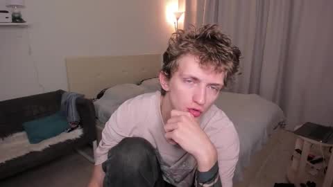 Snapshot of vince__dice chatting on September 2025 11:54:02 PM Dimoooooon online show from September 2025 11:54:02 PM