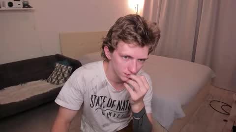 Snapshot of vince__dice chatting on October 2025 03:25:03 AM Dimoooooon online show from October 2025 03:25:03 AM