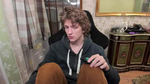 Snapshot of vince__dice chatting on December 2025 08:10:01 AM Dimoooooon online show from December 2025 08:10:01 AM