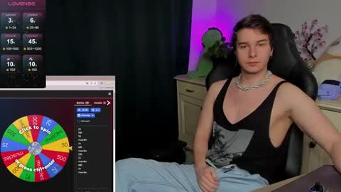 Vincent Strong online show from October 2025 08:37:02 AM