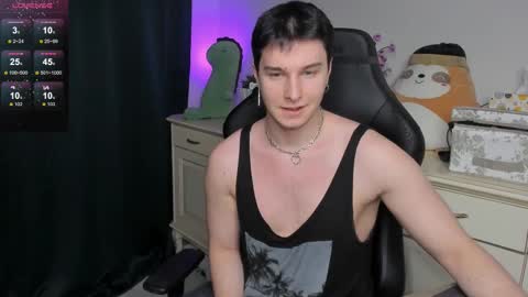 Vincent Strong online show from December 2025 08:00:01 AM